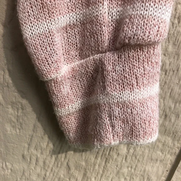 Anthropologie Beige Sweater with White Lace Detail - Picture 6 of 9